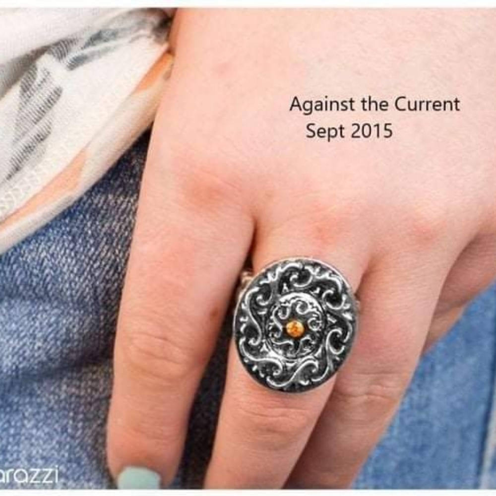 Vintage paparazzi ring